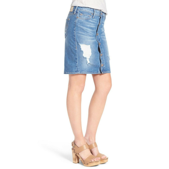 True Religion Women's Button Pencil Distressed Destroyed Denim Jean Skirt w/ Rip - Picture 2 of 4